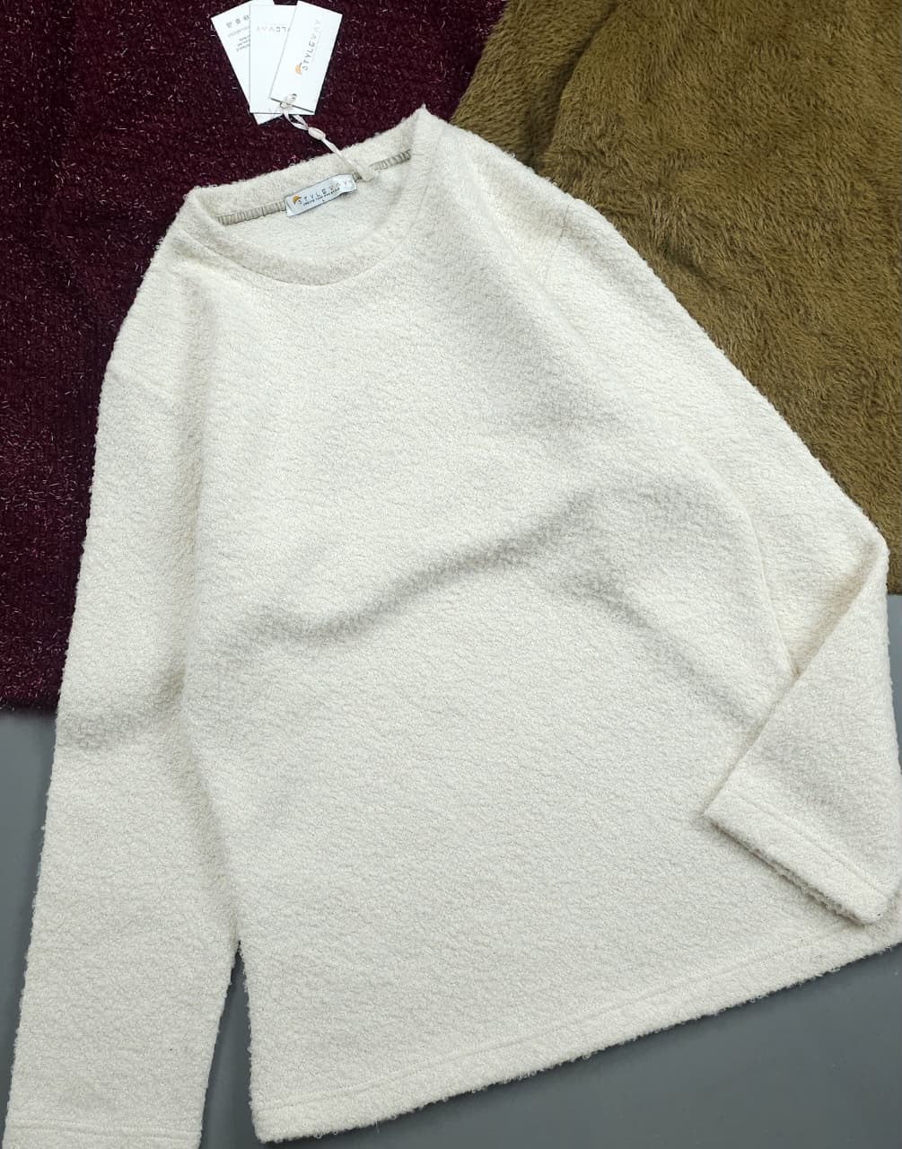 Ladies Premium Sweatshirt
